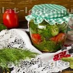 Salata de castravete pentru iarna, o reteta cu dovlecei si morcovi