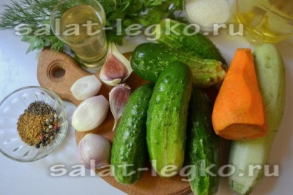 Salata de castravete pentru iarna, o reteta cu dovlecei si morcovi