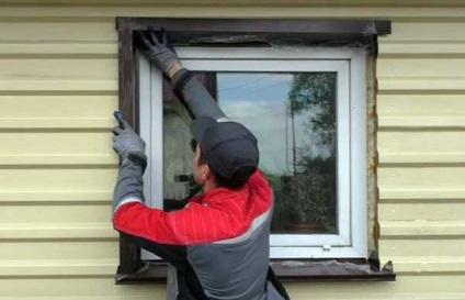 Keretek mellé állt a saját kezét a technológia, video, lépésről lépésre