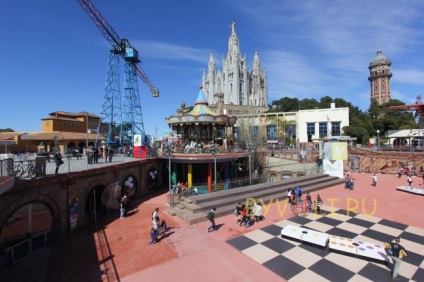 Vidámpark Mount Tibidabo Barcelona, ​​fotók, hogyan lehet eljutni Tibidabo