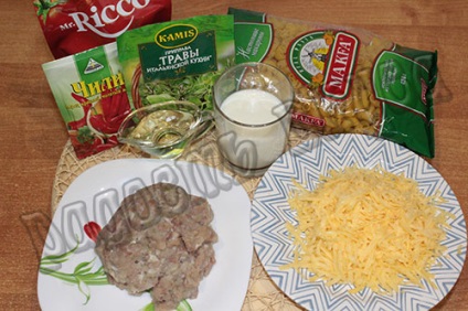 Paste (paste) cu carne tocata in sos cremos cu branza, bucuria gustului