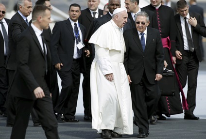 Pátriárka Moszkva Kirill és Ferenc pápa találkozott a kubai politikai világ