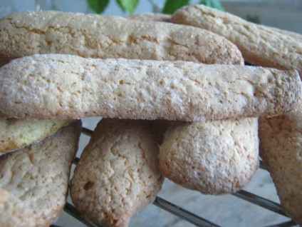 Savoyardi biscuiti, retete biscuit biscuiti pentru tiramisu