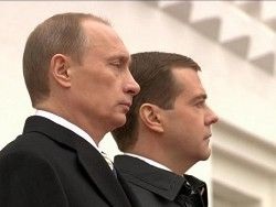 Miért Putyin támogatja Medvegyev 80 newsland - észrevételeit, vitára hírek