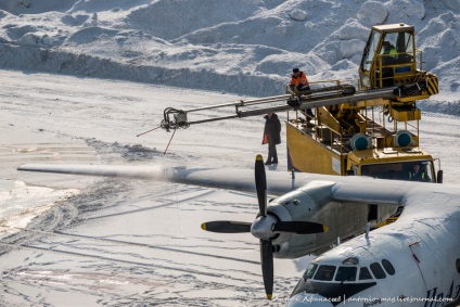 Dezghețarea avionului