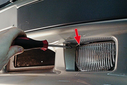 Farurile de ceață ale modelului Chevrolet Lachetti au instalat în sedan, hatchback, vagon, fotografii,