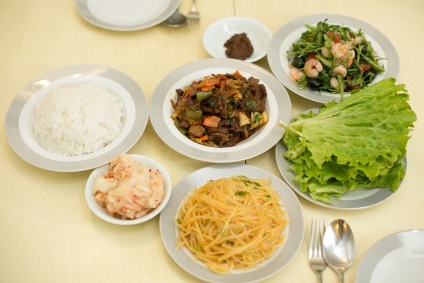 Rețete de mâncăruri coreene la masa de Anul Nou de la Olga Kim - preparate din bucătăria tradițională coreeană (salată,