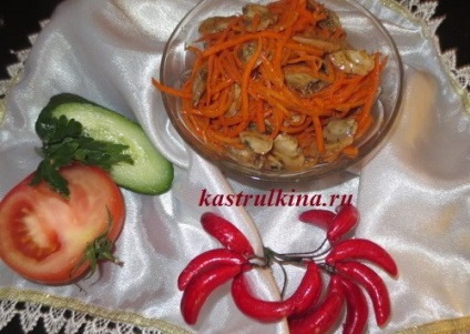Reteta pentru salata de la midii cu morcovi coreeni, fotografii pas cu pas