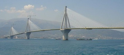 Cel mai lung pod din numele lumii, fotografie