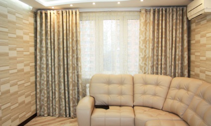 A függöny a nappaliban a klasszikustól a kortárs fajtái és jellemzői