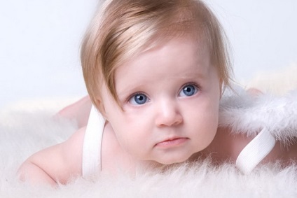 Ochiul copilului 7 luni