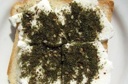 Amestec de condimente zaatar (zahar, satar, zatar, zatr) - ce este și ce mănâncă zatar - condimente