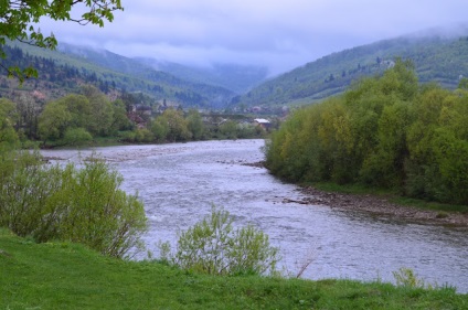 Mergând la Carpați în primăvară ce să luați cu dvs., atunci bine