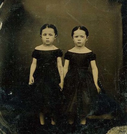 Scary decât post-mortem 13 fotografii de gemeni din era victoriană (13 fotografii), axa lumii