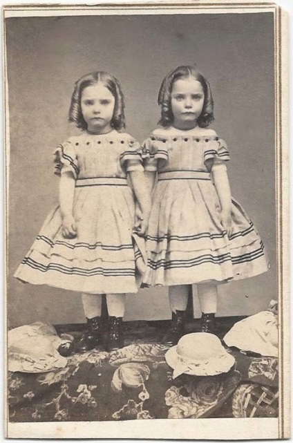 Scary decât post-mortem 13 fotografii de gemeni din era victoriană (13 fotografii), axa lumii