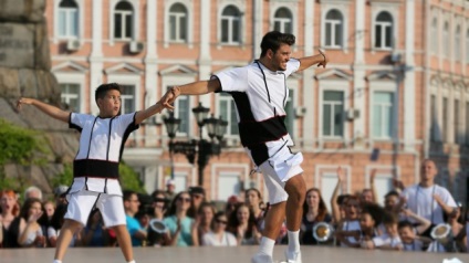 Mindenki Dance 9. szezon a résztvevők, aki bejött élő show