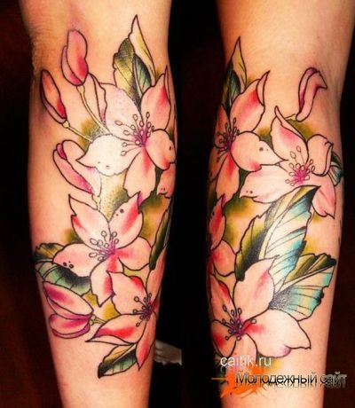 Tatuaj cu semnificație de flori și fotografii de tatuaje