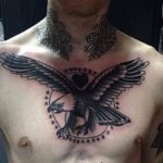 Valoarea tatuajului vultur, schițe pentru bărbați și fete, tatuaje foto