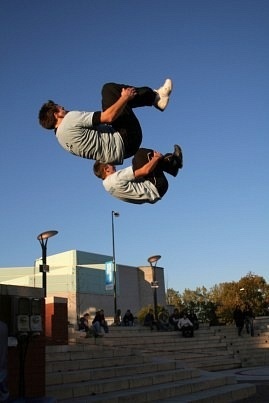 Tanulási ugrik messzebb és nagyobb - parkour - video elemek és trükkök, órák, fotók, játékok, parkour -