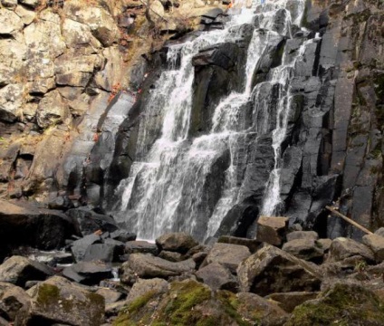 Cascada este neașteptată, trasee de pe litoral, călătorii în jurul litoralului, turism, fotografii