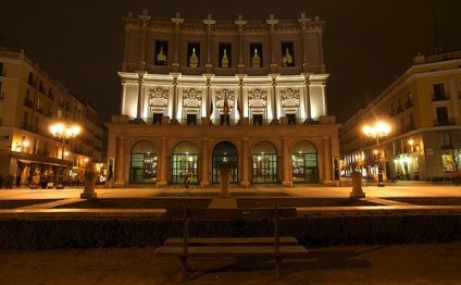 În jurul palatului regal (palacio real de madrid)