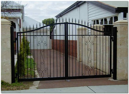 Poarta pentru opțiunile de poartă acasă pentru o casă privată