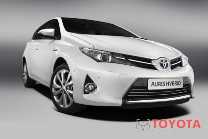 Înlocuirea filtrului de combustibil Toyota Auris