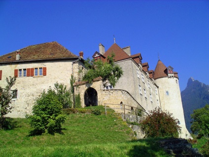 Грюер Castle обиколки, експонация, точен адрес, телефон