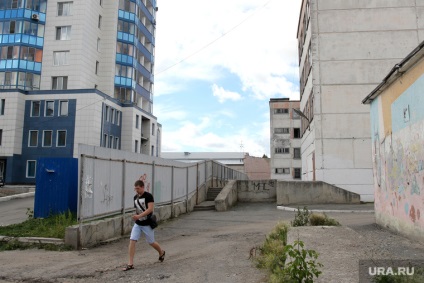 Locuitorii bateristului de pe uralmash din Ekaterinburg sunt nemulțumiți de dezvoltator
