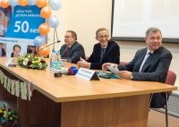 Anatoly Artamonov a felicitat colegiul spitalului regional pentru copii cu ocazia aniversării - ziarul 