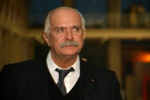 Biografie a lui Nikita Mikhalkov - regizor, actor și figură publică