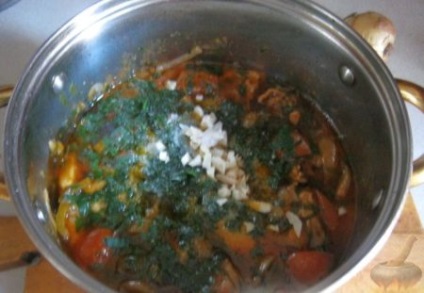 Chakhokhbili csirke Grúz, lépésről lépésre recept fotók (chakhokhbili) Chakhokhbili csirke Grúz, lépésről lépésre recept fotók