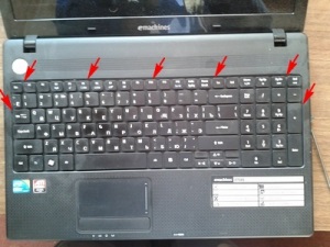 Curățarea laptopului emachines e732g