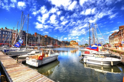 Puncte de atractie din Normandia - fotografii ale castelelor, descrierea oraselor (Honfleur, Rouen)