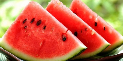 Fructe în dietă - proprietăți utile și rău, o listă de nealcoolice și scăzut de calorii
