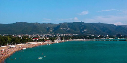 Ahol a tenger tisztább Gelendzhik amelyen a strand tisztább Gelendzhik