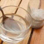Soluție de sare hipertonică preparată pentru bandaje la domiciliu