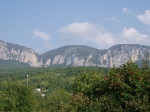 A hegyi csatár az i-től az i leíráshoz, hogy hogyan lehet odaérni ...