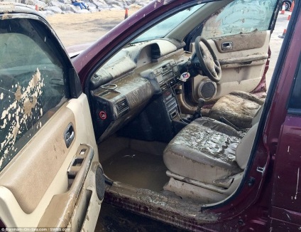 Arról, hogy hogyan idióta megfullad autó (14 fotó)