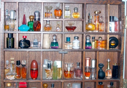 Cum și unde să depozitați parfumuri și alte parfumuri