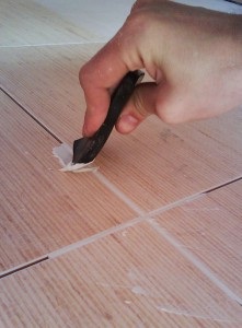 Cum să așezați țiglă pe sfaturile tehnologiei pentru podea