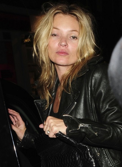 Hogyan alakult ki a Kate Moss a 40 éves modelljét élet, umkra