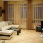 Cum de a decora sala în Hrușciov cu utilizarea de trucuri de design în practică