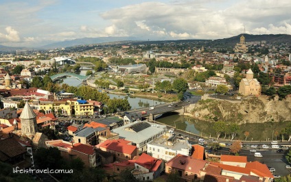 Cum să te duci independent în Georgia și cât costă?