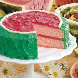 Hogyan lehet sütemények, cupcakes öntött tejszínt görögdinnye és sütemények