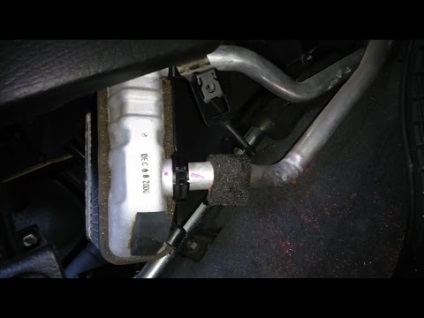 Cum să scoateți radiatorul unei aragazuri Opel Vektor în modul de reparare a unei mașini