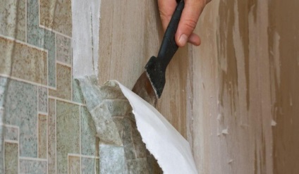 Cum să eliminați tapetul de vinil de pe perete ușor și rapid pe hârtie, bază nețesută etc.