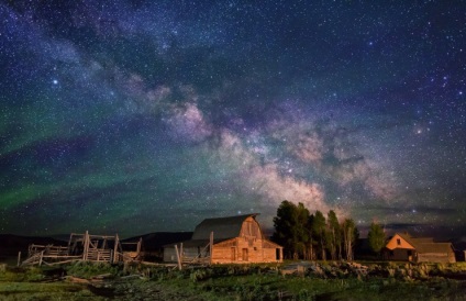 Imagini ale cerului pe timp de noapte fotografie