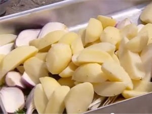 Cartofi cu carne în cuptor, rețete jamie oliver