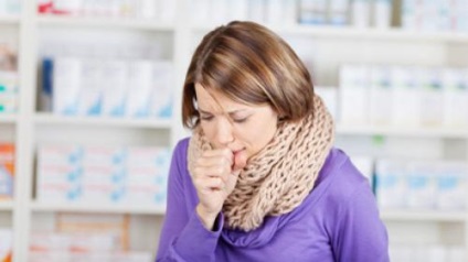 Köhögés az influenzával, mint a kezelt, népi kezelési módszerek